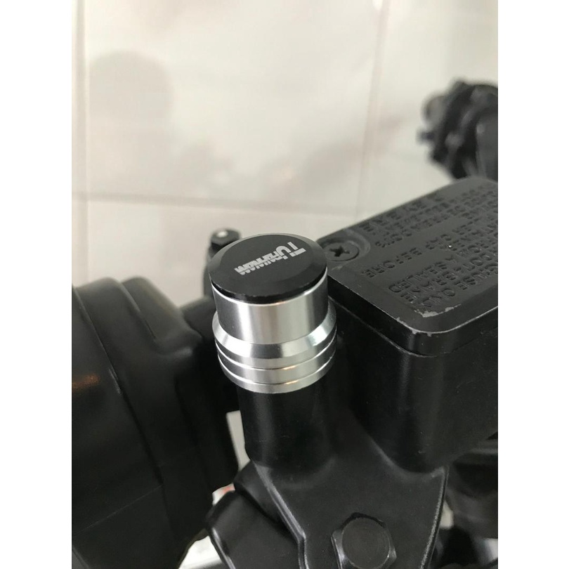 Ốc gắn chân gương nút bịt lỗ chân gương xe máy