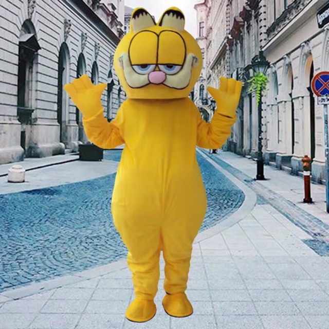 MASCOT MÈO GARFIELD