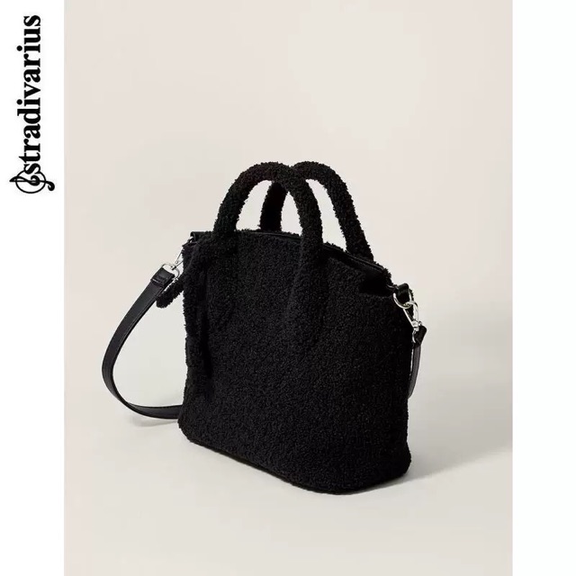 Túi đeo chéo giả bông hiệu Stradivarius Auth 100%