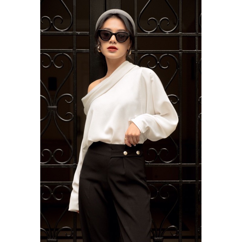Áo lụa trễ vai - Pearl Blouse | BigBuy360 - bigbuy360.vn