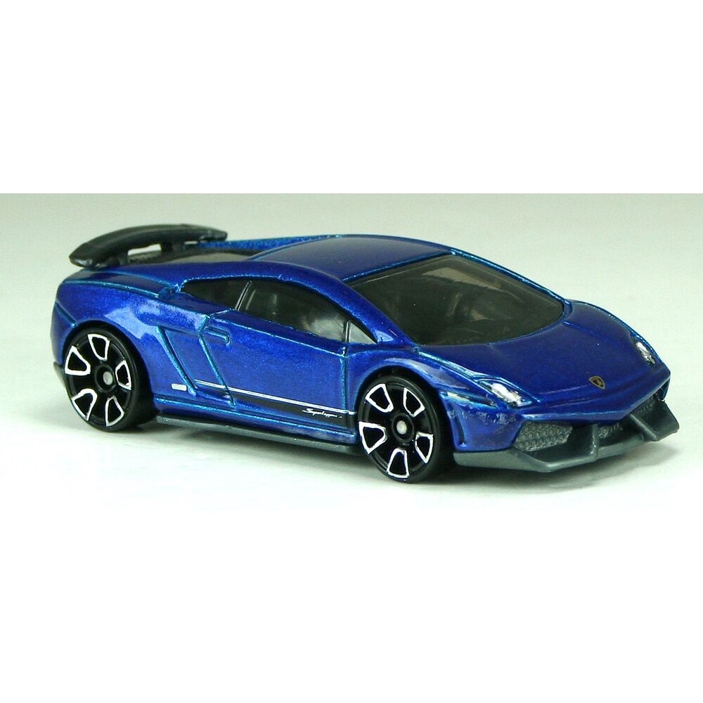 Xe mô hình 1:64 Hot Wheels Basic HW City 2013 - Lambor Gallardo LP 570-4 Superleggera X1877