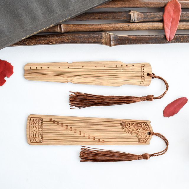 (UP) Bookmark gỗ nhạc cụ truyền thống đàn tỳ bà, cổ tranh cổ cầm