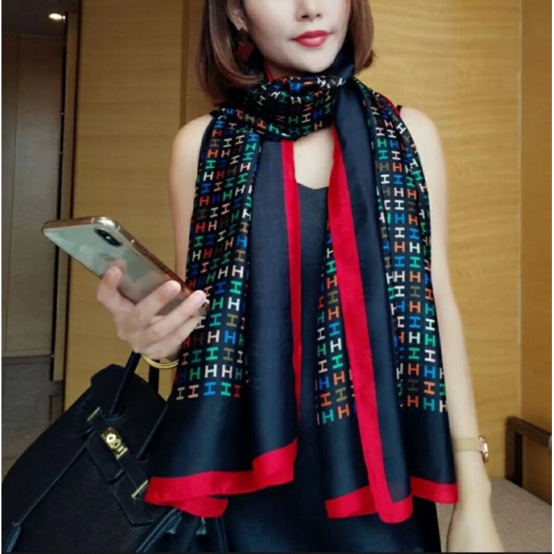 Khăn Choàng Lụa Cao Cấp 90 x 180 cm.
