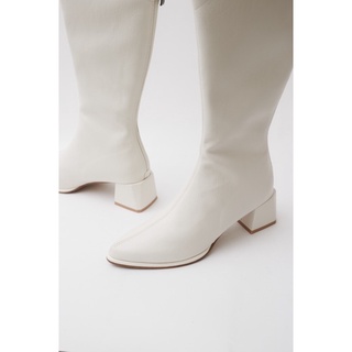 0822 - ANDREA KNEE HIGH BOOTS