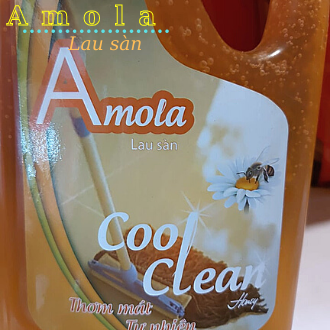 Nước lau sàn Amola Cool clean Honey chai 1kg( 100% tinh dầu thiên nhiên )