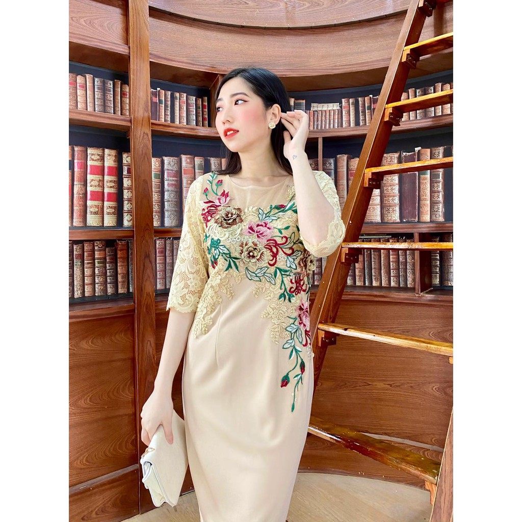 đầm trung niên nữ thiết kế phối hoa