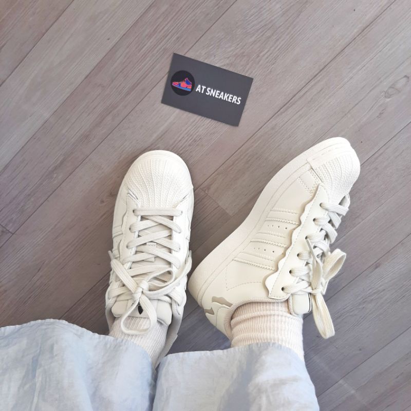 Giày Sneaker Superstar 2022 trắng sữa