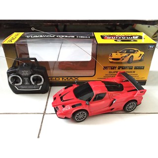 Xe ô tô điều khiển từ xa 4 chiều