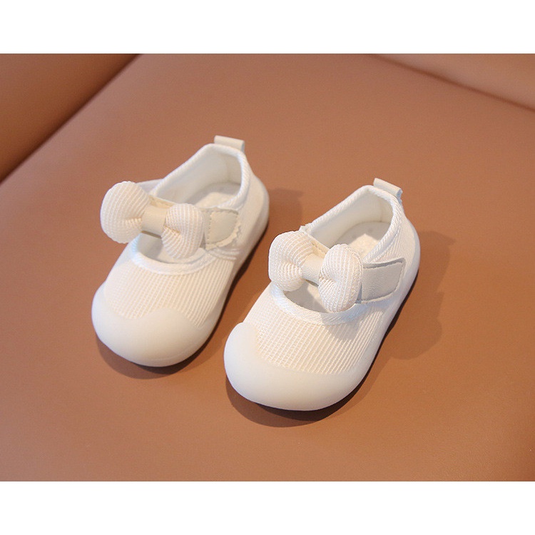 Siêu xinh_Giày tập đi cho bé gái gắn nơ siêu xinh