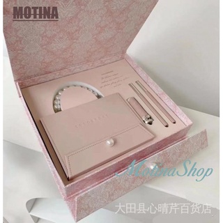 Bảng Phấn Mắt Nhiều Màu Sắc Làm Quà Tặng Valentine