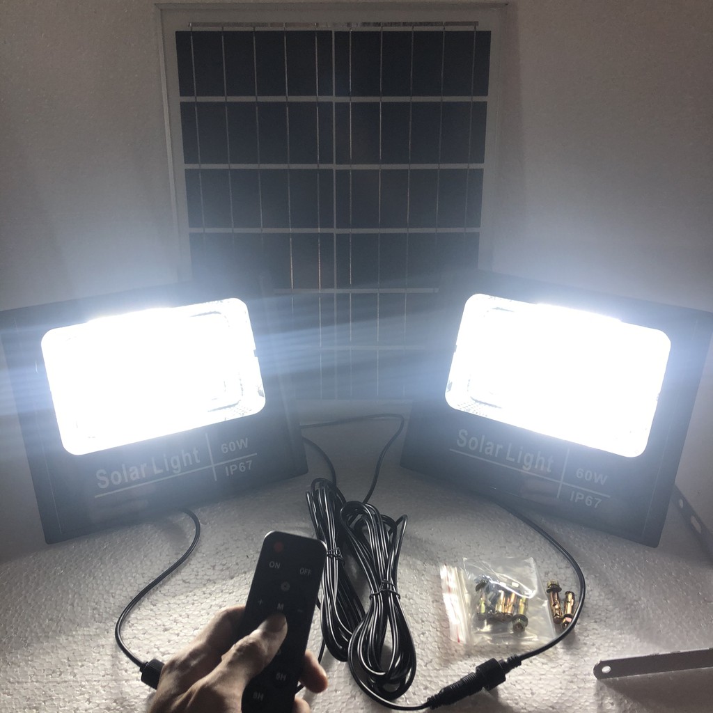 Combo đèn năng lượng mặt trời 60w 1 tấm pin 2 đèn - LED TO 5730