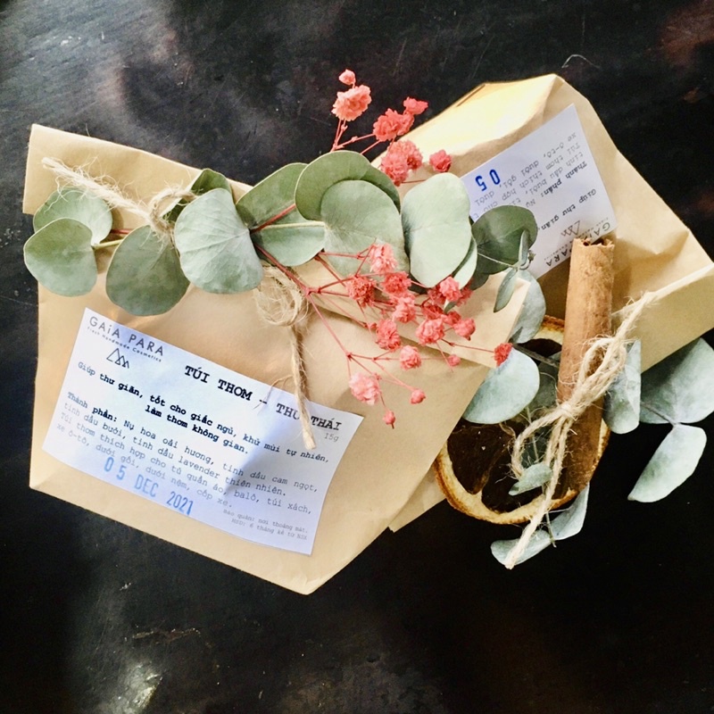 TÚI THƠM TINH DẦU THIÊN NHIÊN _ THƯ THÁI _ treo xe ô tô, tủ quần áo