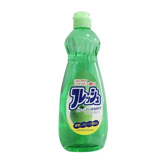 Chai nước rửa bát chén hương táo 600ml Rocket - Nhật Bản