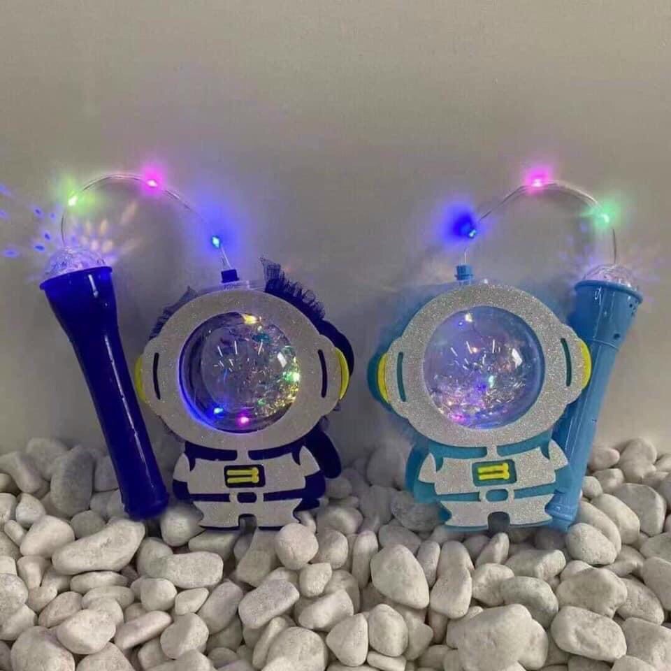 Đèn Lồng Hot Hit Cho Bé Có Đèn Phát Sáng