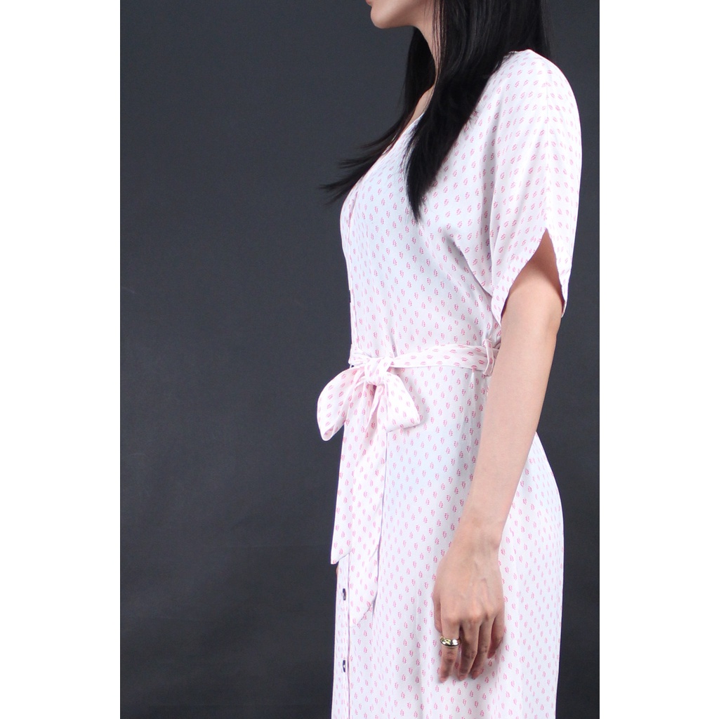 Q8961 - Đầm W4reHouse cổ tim tay ngắn nút trước cột nơ in hình lá