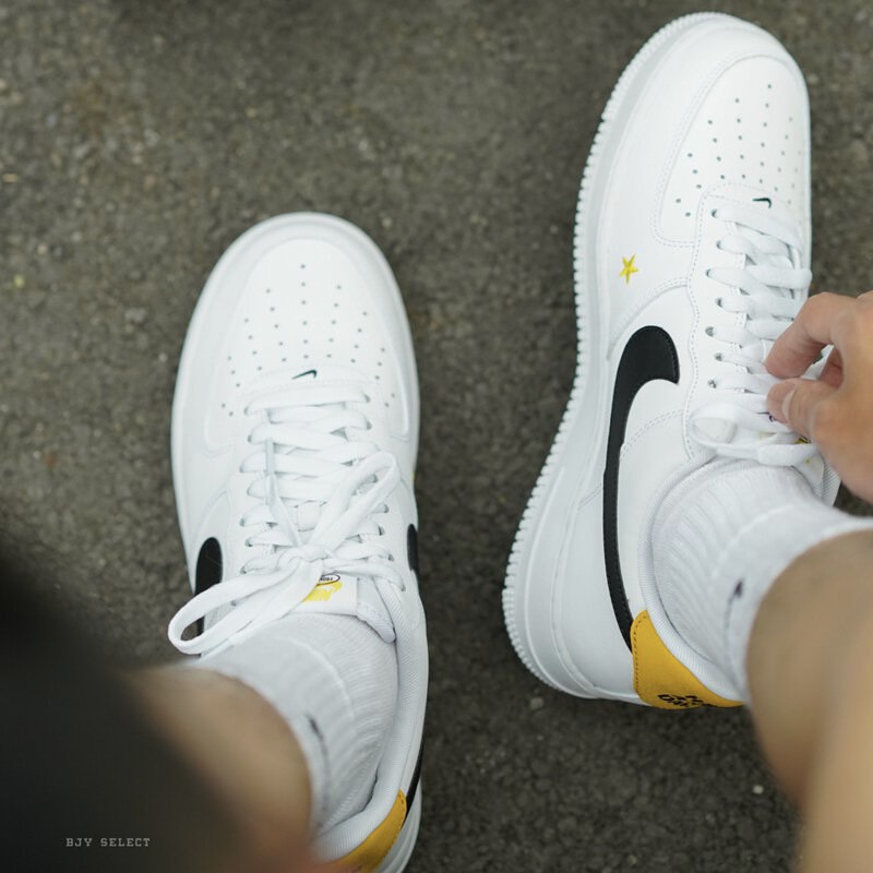 [CHÍNH HÃNG] Giày thể thao Sneaker N.I.K.E Air Force 1 'HAVE A NIKE DAY' HOA CÚC màu Trắng - Code: DM0118-100