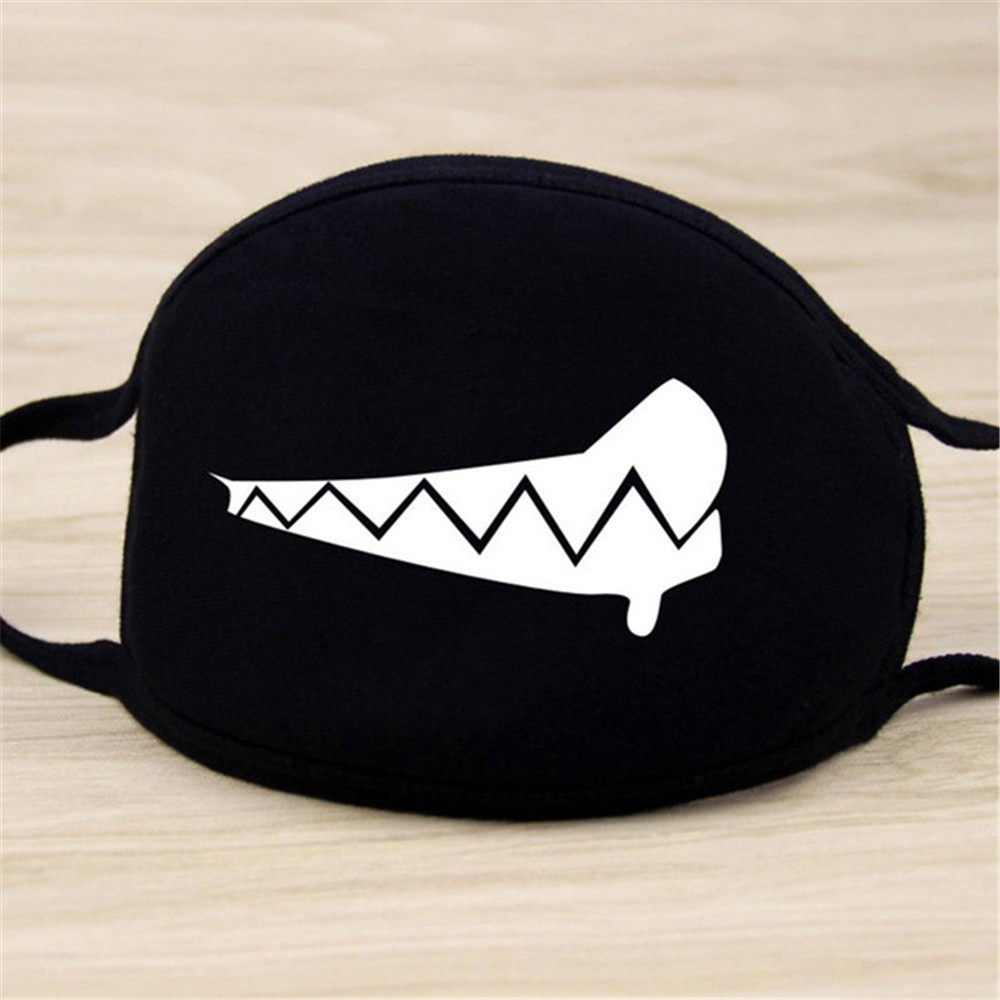 Khẩu trang chống bụi bằng vải cotton màu đen in hình dễ thương cho cả nam và nữ | BigBuy360 - bigbuy360.vn