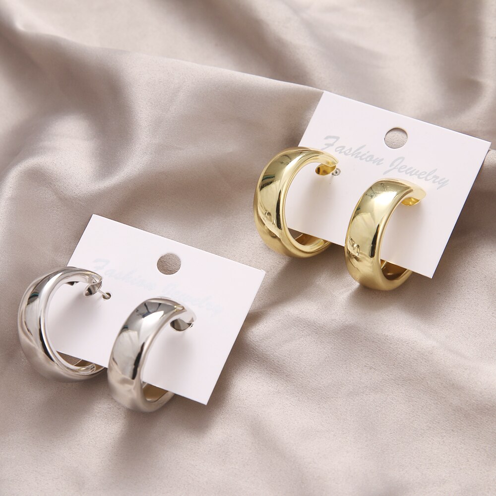 Khuyên Tai Tròn Chất Liệu Kim Loại Phong Cách Hàn Quốc