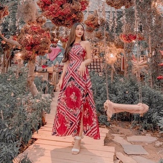 Đầm Maxi Nữ - Set Váy Cổ Yếm Đi Biển Dáng Xòe Dài Họa Tiết Hình Khối Siêu Xinh