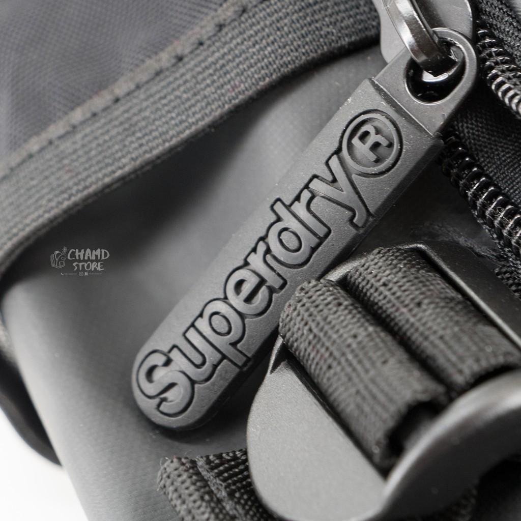 Túi chéo Super Dry Crossbody Sling Bag , màu đen all black, hình thật