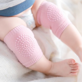 Miếng đệm bảo vệ đầu gối cho bé