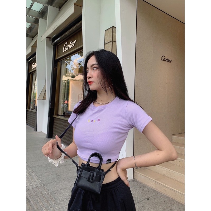 [Mã WASTUP giảm 10% tối đa 30K đơn 99K] CROPTOP FLOWIES | BigBuy360 - bigbuy360.vn