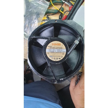 Quạt 200 ~ 220v 15cm Made in Japan