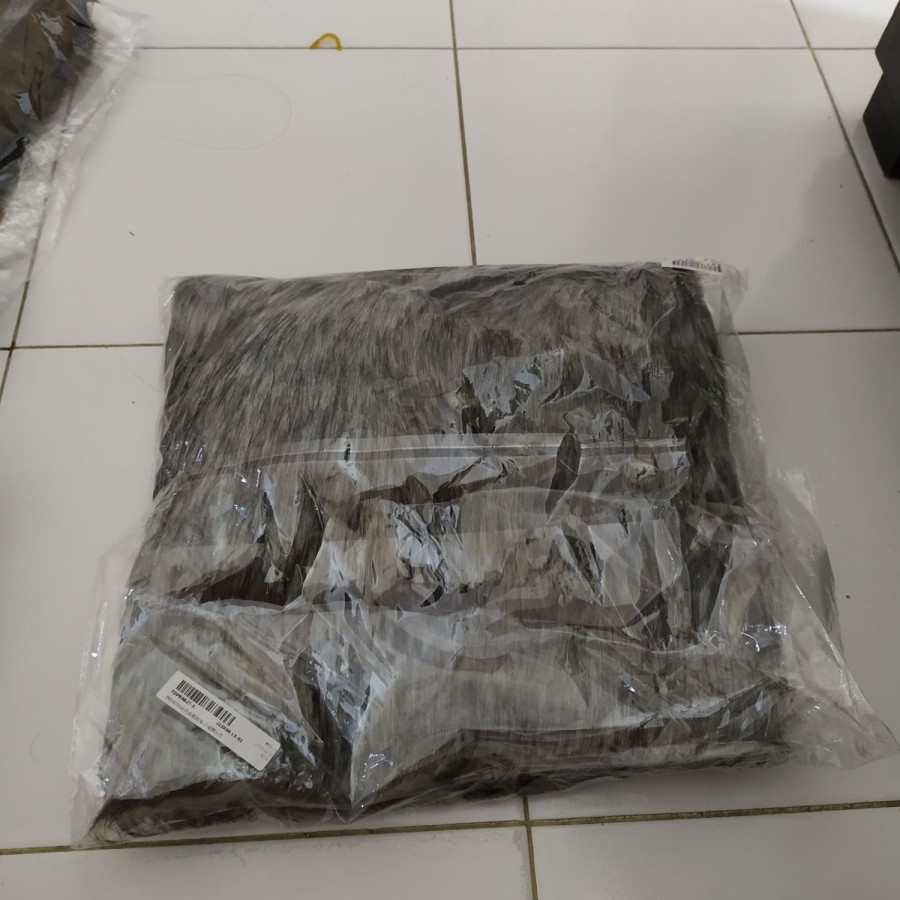 Khăn Choàng Lông Vũ Màu Đen/Xám | BigBuy360 - bigbuy360.vn