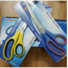 Kéo lớn văn phòng K20(1/cây)