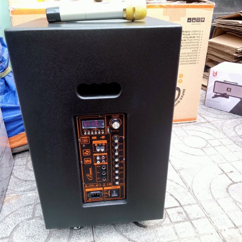 Loa kéo 3 tấc giá siêu kute