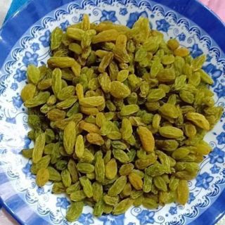 Nho khô xanh ninh thuận