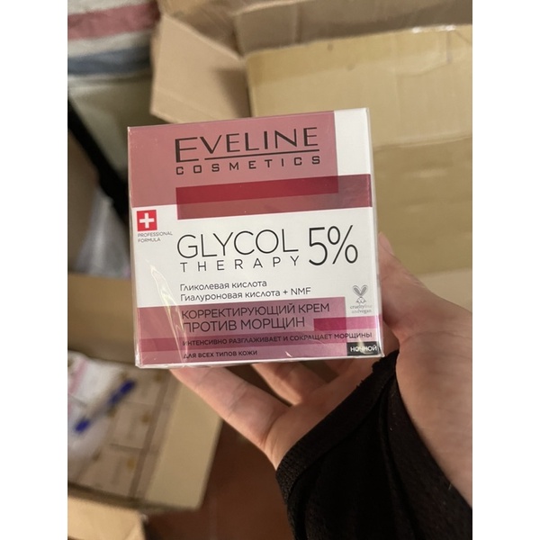 Kem dưỡng Eveline Glycol Therapy 5% Anti Wrinkle Correcting Cream trẻ hoá &amp; phục hồi da