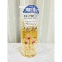 Sữa tắm LUX Botanifique Premium chiết xuất hoa mẫu đơn, tinh dầu cam chanh 390gCHÍNH HÃNG Kết cấu thoáng mát nhẹ