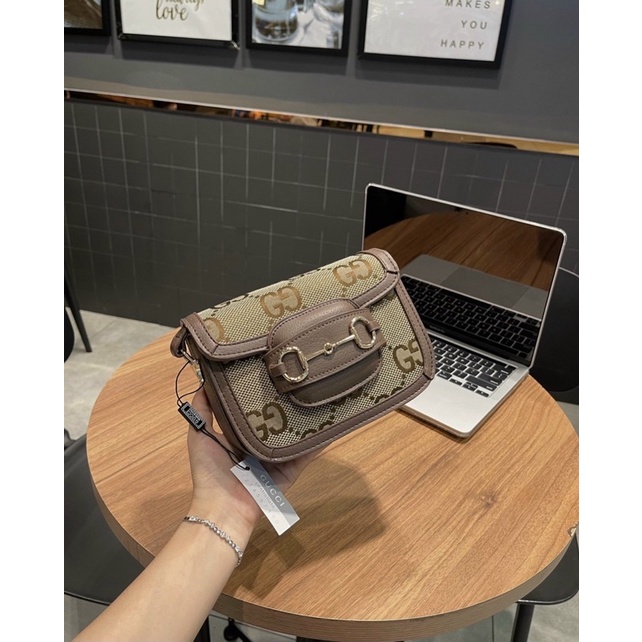 Túi xách nữ kẹp nách hà hồ chữ to size 19