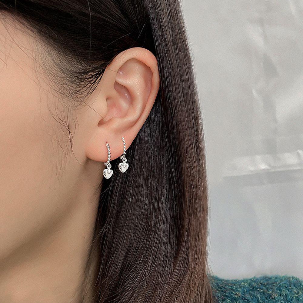 Khuyên Tai Dạng Vòng Đính Hạt Đơn Giản Hợp Thời Trang Cho Bạn Gái