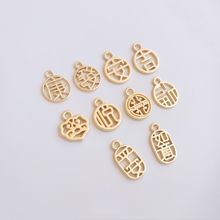 Mặt Dây Chuyền Tròn Bằng Đồng Mạ Vàng 14K In Nhân Vật May Mắn Diy