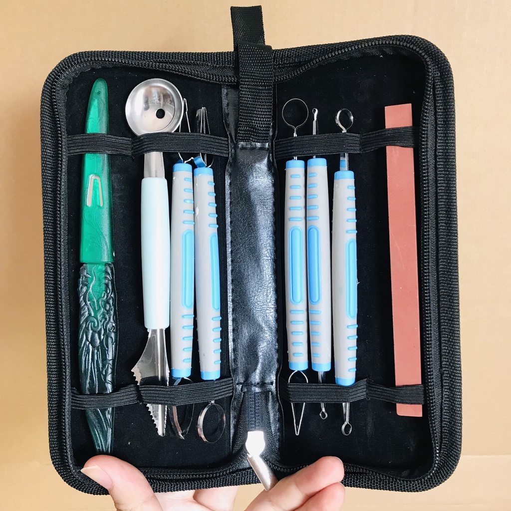 Bộ 9 món khắc Tỉa rau củ quả chuyên dụng: 5 móc tỉa thú + 1 dao rồng + 2 Đầu Nhọn + đá mào + bóp da