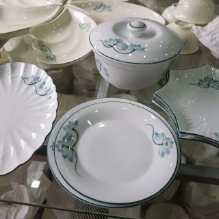 Âu cơm đĩa vẽ tay sen xanh Bát Tràng