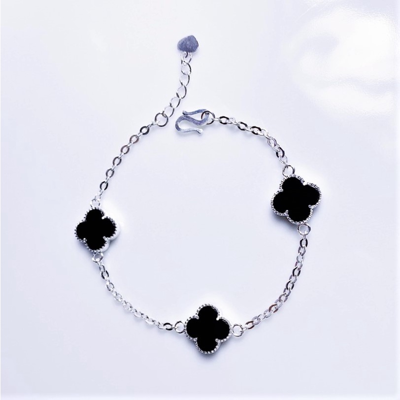 Vòng tay đá đen chất liệu bạc ta sang trọng nữ tính - Trang sức bạc Evasilver