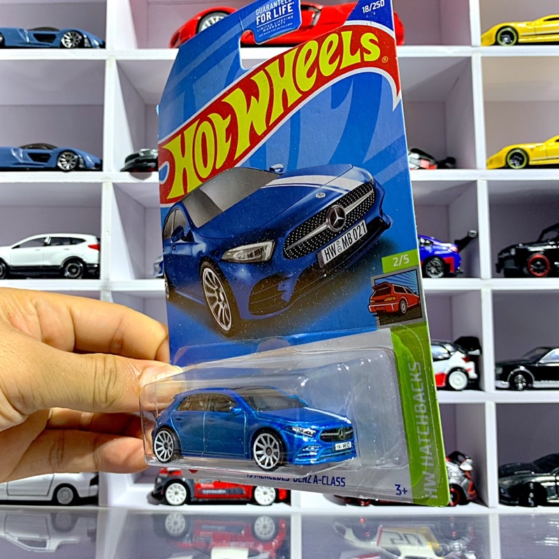 Xe mô hình Hot Wheels 19 MERCEDES-BENZ A-CLASS - Blue - tỉ lệ 1:64 card nhăn