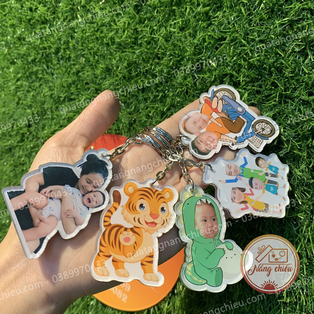 Móc khóa cắt ghép mặt con yêu, bé yêu nhà bạn theo yêu cầu, chất liệu mica sáng bóng