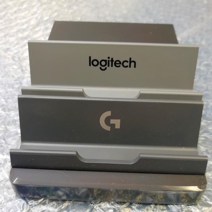 Giá đỡ máy tính bảng Logitech K375s G613