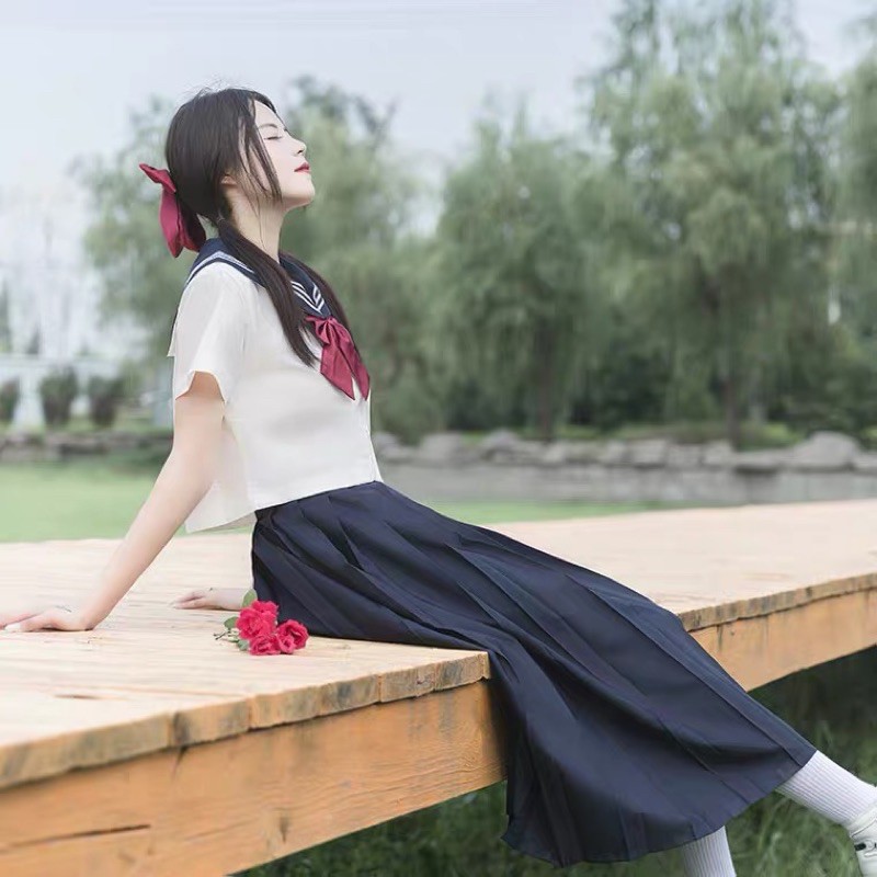 [Có sẵn] Đồng Phục Học Sinh Nhật Bản Áo Thuỷ Thủ Và Chân Váy Màu Đen | BigBuy360 - bigbuy360.vn