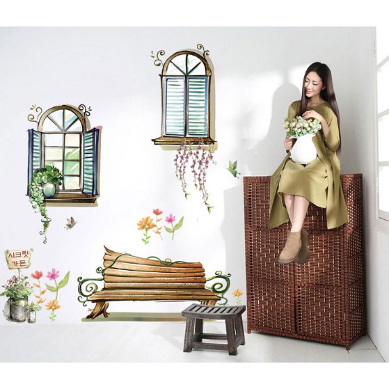 Decal trang trí cửa sổ và Ghế gỗ cổ tích