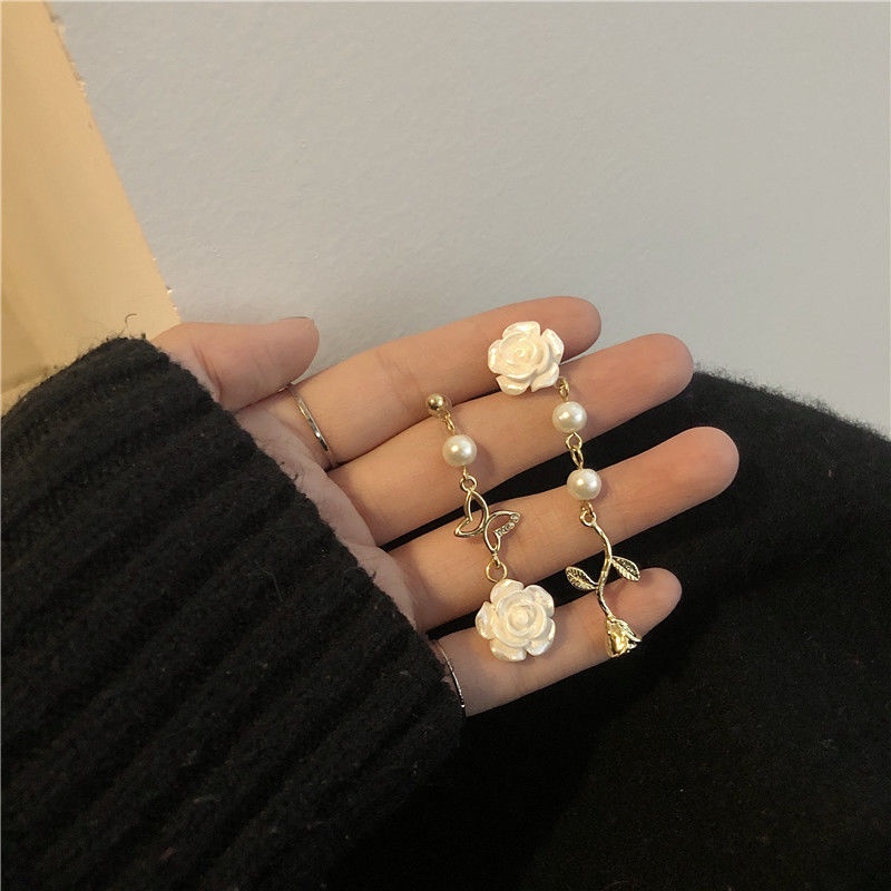 Bông Tai Hình Bướm Đính Ngọc Trai Phong Cách Hàn Quốc Thanh Lịch Dành Cho Nữ