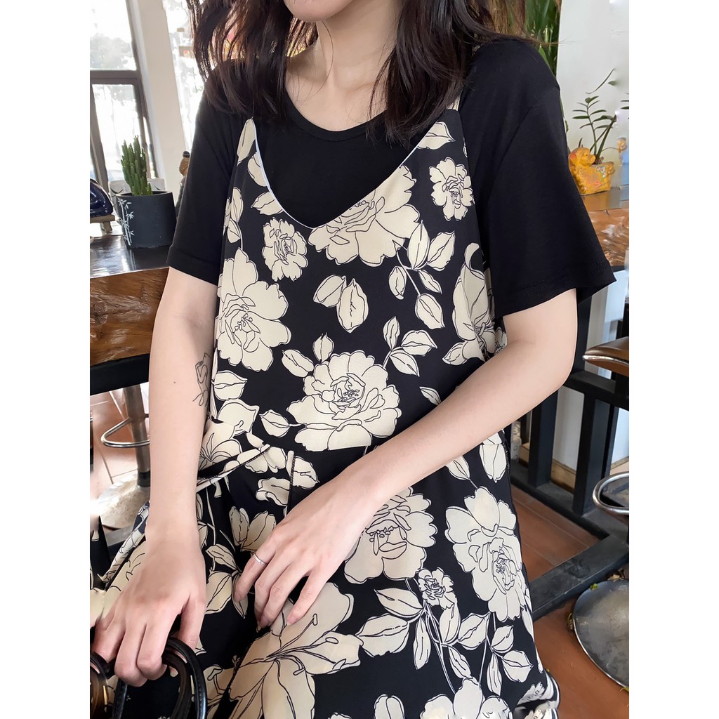 VÁY HAI DÂY ROSE ĐEN HOA BE | BigBuy360 - bigbuy360.vn