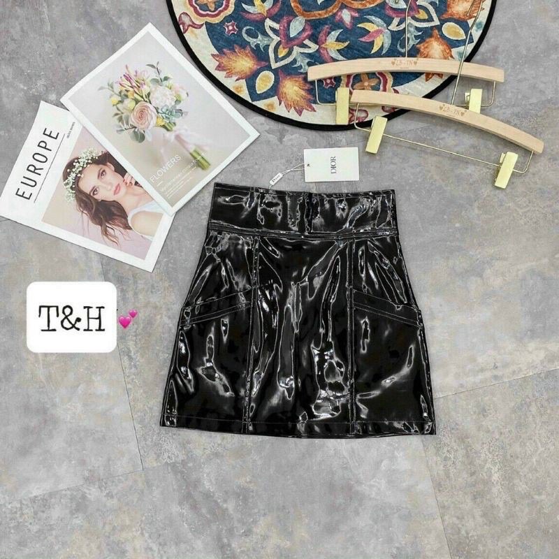 Chân váy da bóng cạp cao QC hot hit | BigBuy360 - bigbuy360.vn