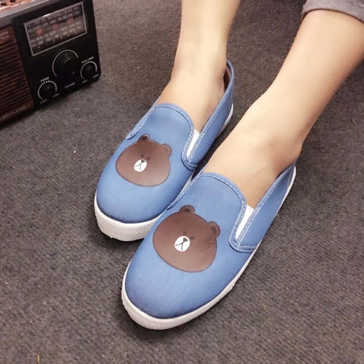 Giày slip on gấu xanh nhạt Koin VV182