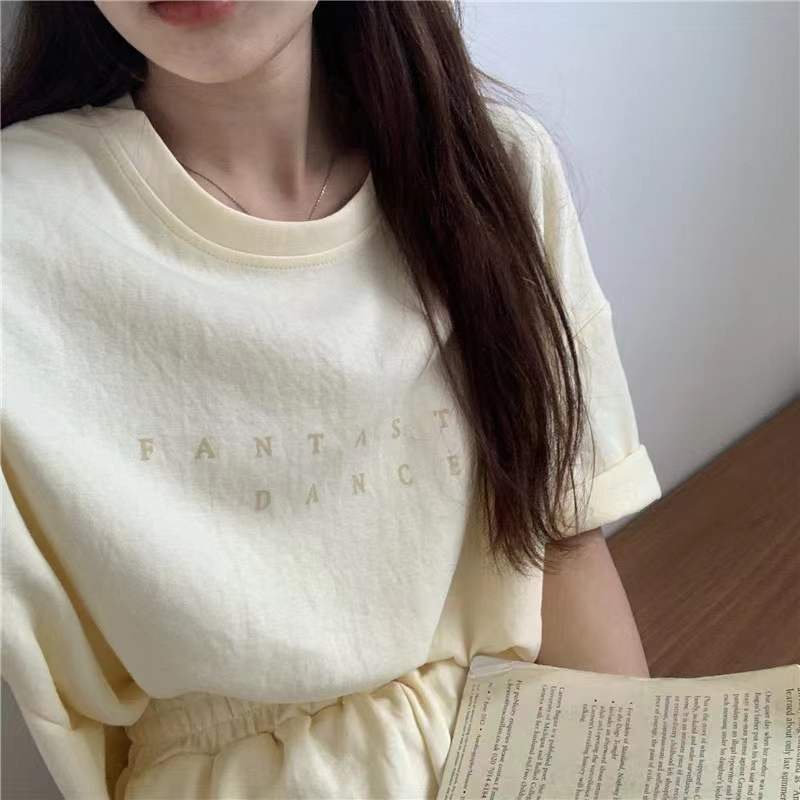 Set trang phục PERTY áo thun in họa tiết chữ cái và quần đùi màu trơn phong cách Hàn Quốc trẻ trung dành cho nữ