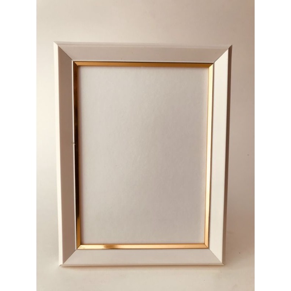 khung hình để bàn  hàn quốc( mặt kính) kích thước (13x18, 15x21 21x30)  khung ảnh treo tường nhiều màu